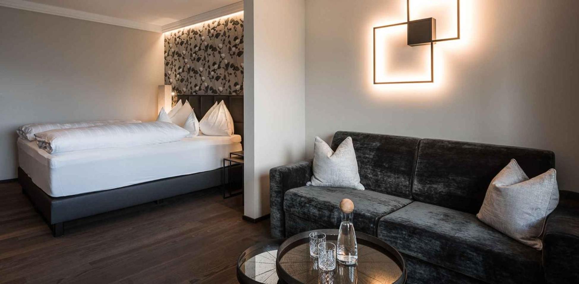 Hotel Resmairhof Schenna Buitenkant foto